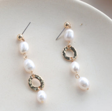 Vintage Geometric Metal Pearl Asymmetric Earrings