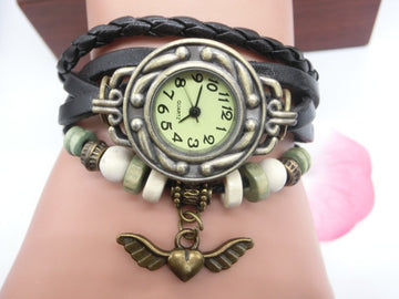 Vintage Casual Flying Heart Pendant Bracelet