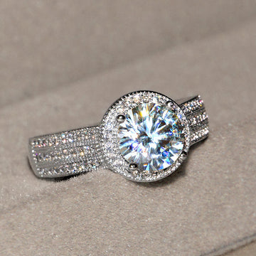 Classic Lotus Diamond Wedding Ring For