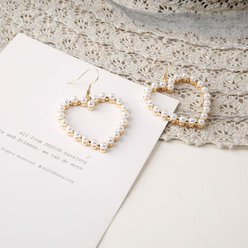 Cute Peach Heart Pierced Pearl Earrings