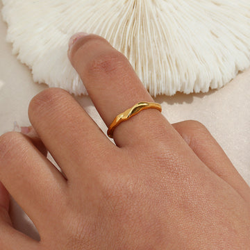 European And American Fashion Simple Light Ring