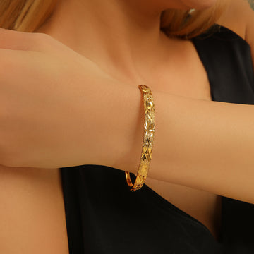 Vintage Gold Plated 18K Delicate Pattern Bracelet