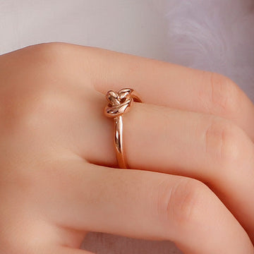 Truelove Knot Geometric Titanium Steel Ring