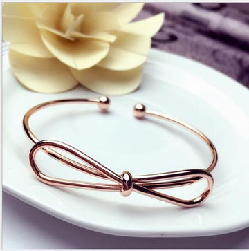 Knotted Knot O Type Metal Openwork Bracelet