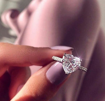 Inlaid Aaa Zircon Heart Shaped Ring