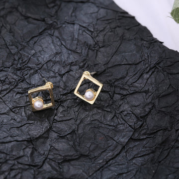 Hollow Diamond Square Stud Earrings For
