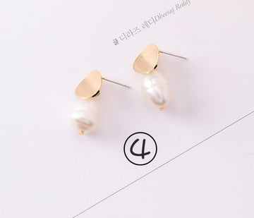 Vintage Geometric Metal Pearl Asymmetric Earrings