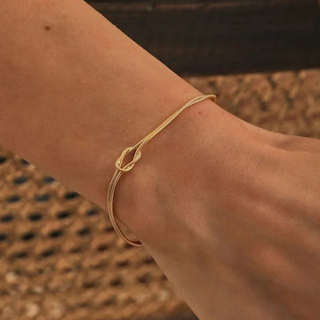 Stainless Steel Valentine'S Day Knot Snake Necklace