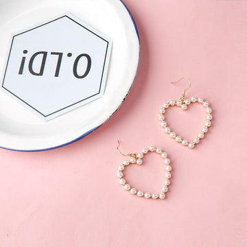 Cute Peach Heart Pierced Pearl Earrings