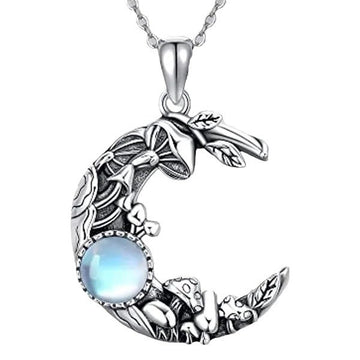 Bohemian Retro Moon Pendant Necklace For