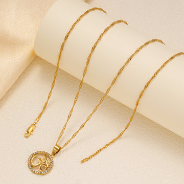Fashionable Inlaid Circular Pendant Necklace Personalized