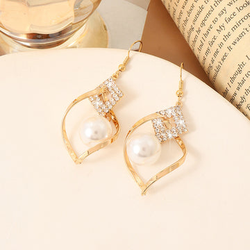 Women'S Fashionable Temperamental All Match Earrings