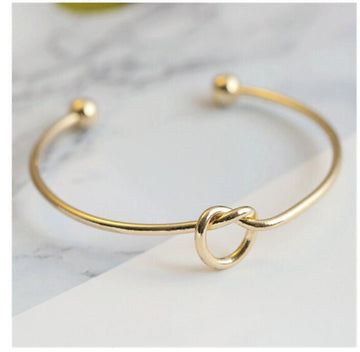Knotted Knot O Type Metal Openwork Bracelet