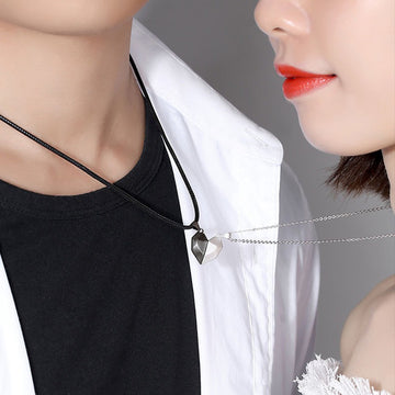 Minimalist Lovers Matching Friendship Heart Pendant Necklace