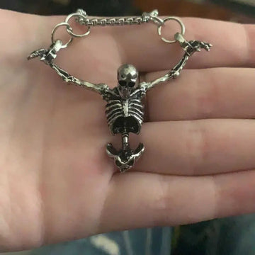 2025 New European American Style Retro Necklace