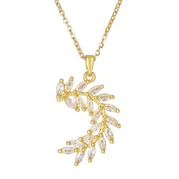 Fashionable Sparkling Zircon Leaf Pendant Necklace