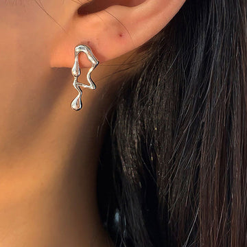 Asymmetric Lava Special Interest Light Luxury