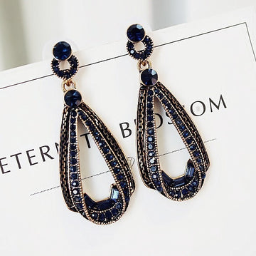 Retro Diamond Irregular Water Drop S925
