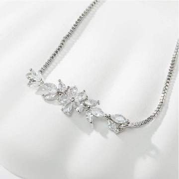 Fashionable Zircon Bracelet Silver Flower Leaf
