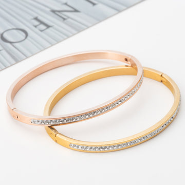 Single Row Stainless Steel Bracelet With