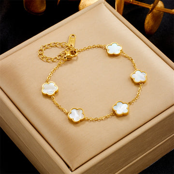 Small Fresh Lovely Green Drop Gum Bracelet