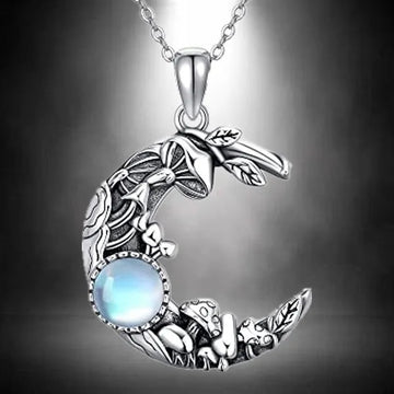 Bohemian Retro Moon Pendant Necklace For