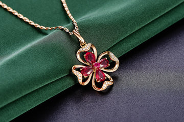 Pendant  Necklaces